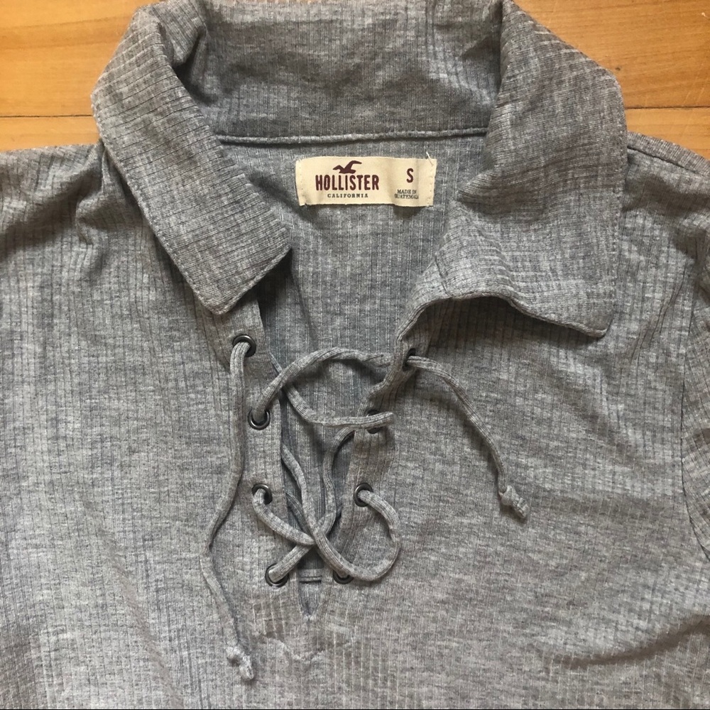 lace up HOLISTER top